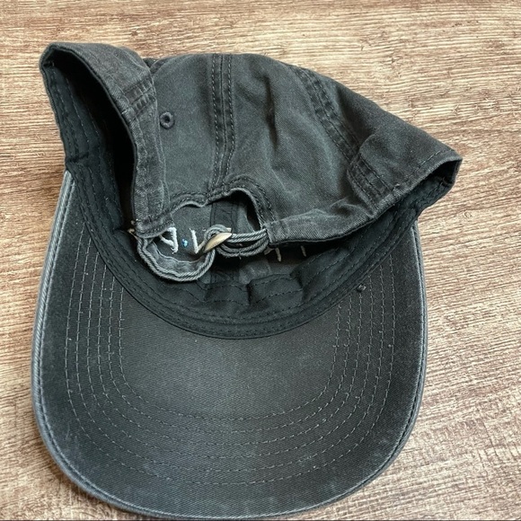 Friends Distressed Grey Baseball Cap - Picture 5 of 5
